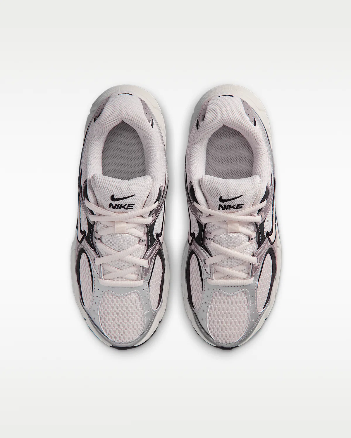 Детские кроссовки Nike V5 RNR, Phantom/Moon Particle/Burgundy Ash/Phantom — фото 4