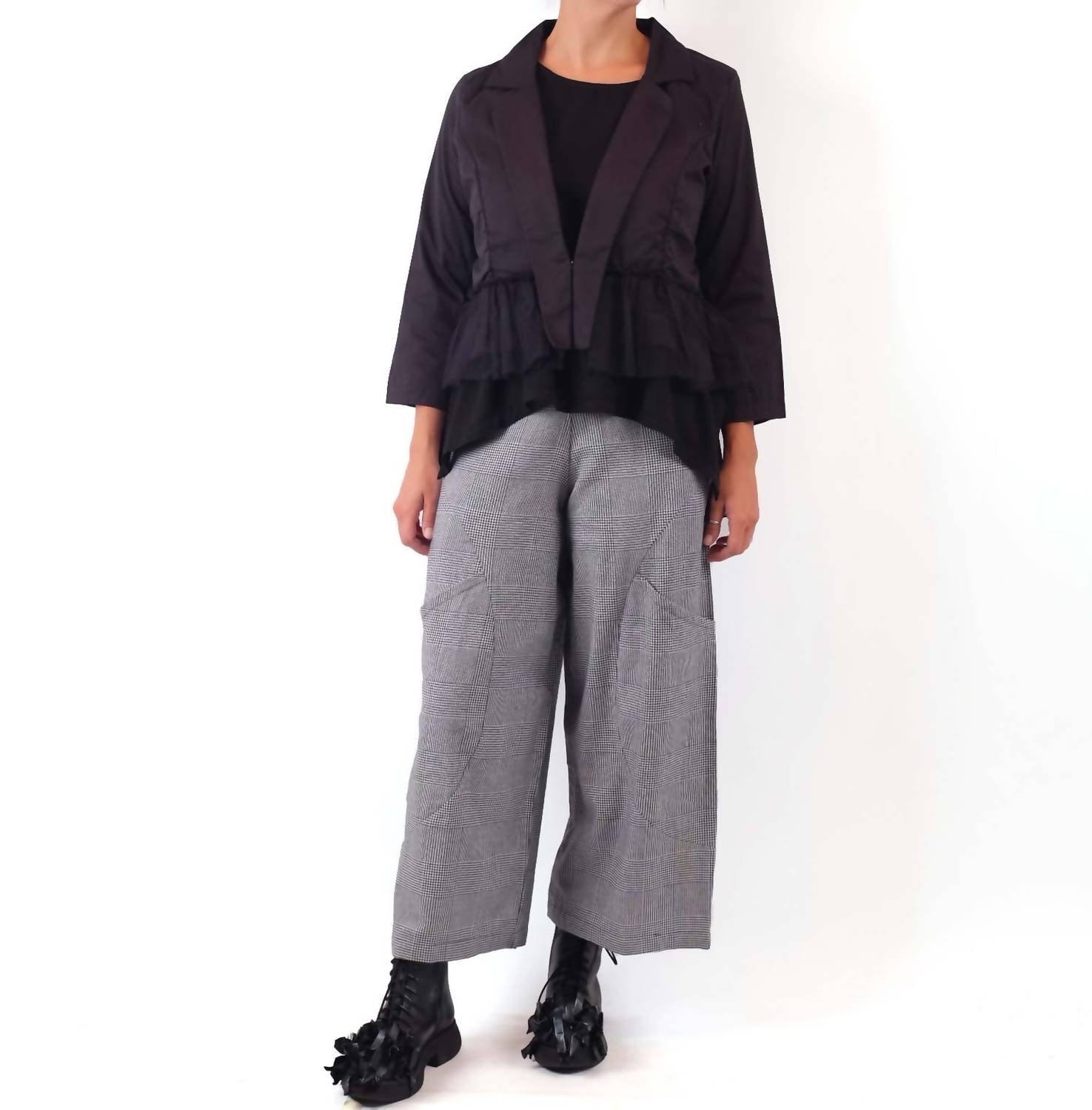 

Куртка Juliana черная Tulip Clothing