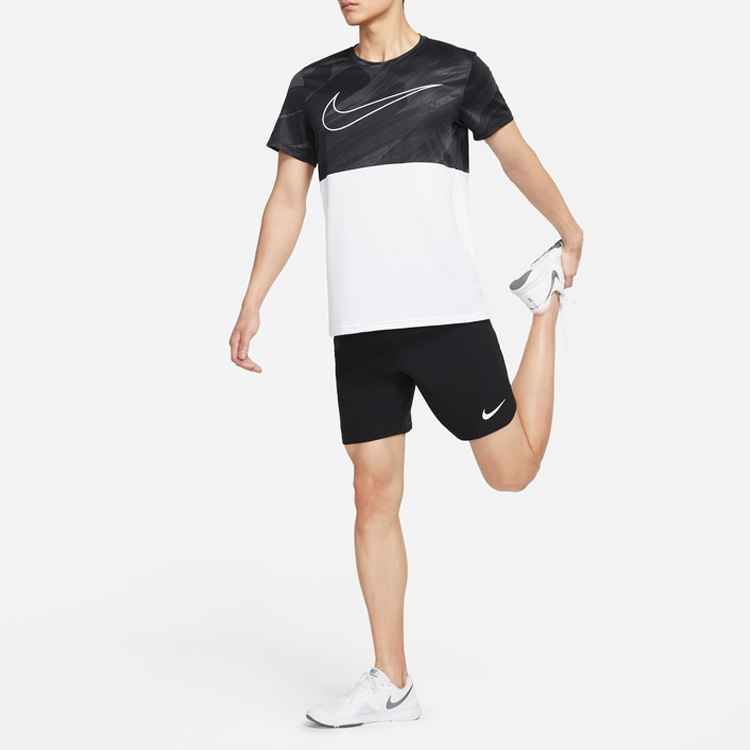 Футболка Dri Fit мужская черно-белая Nike — фото 3