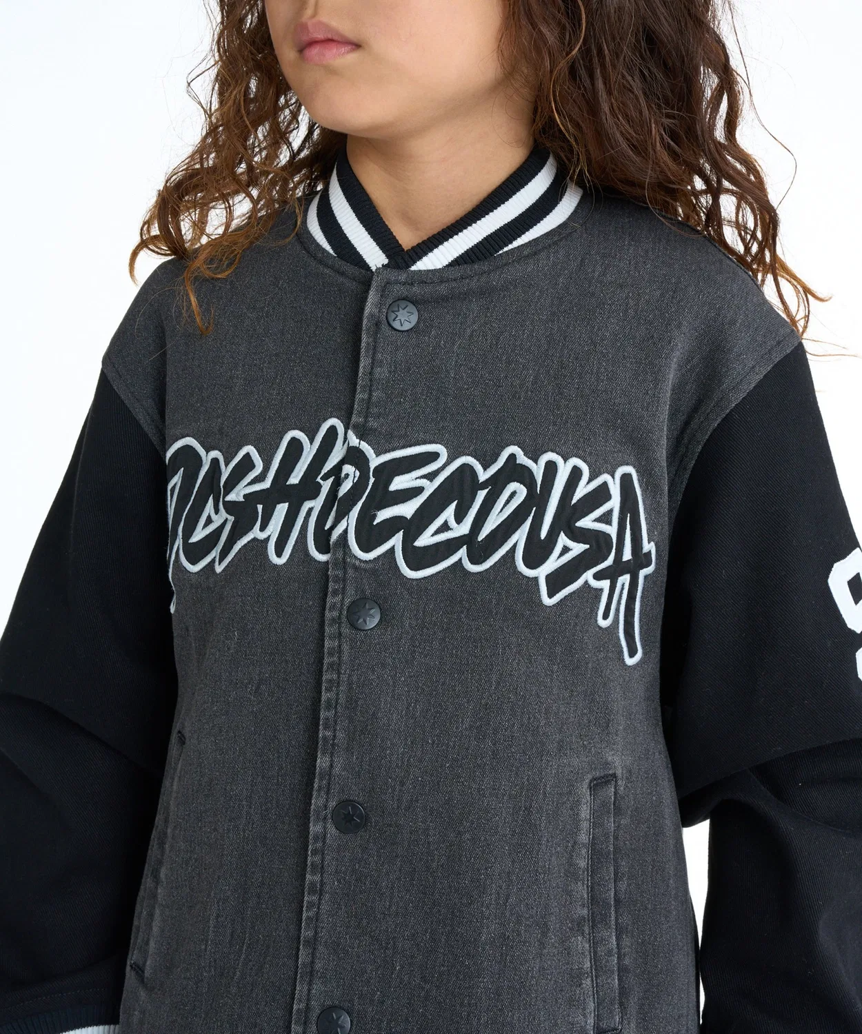 Куртка-бомбер DC Shoes Kids 26 KD Varsity Jacket, серый — фото 4