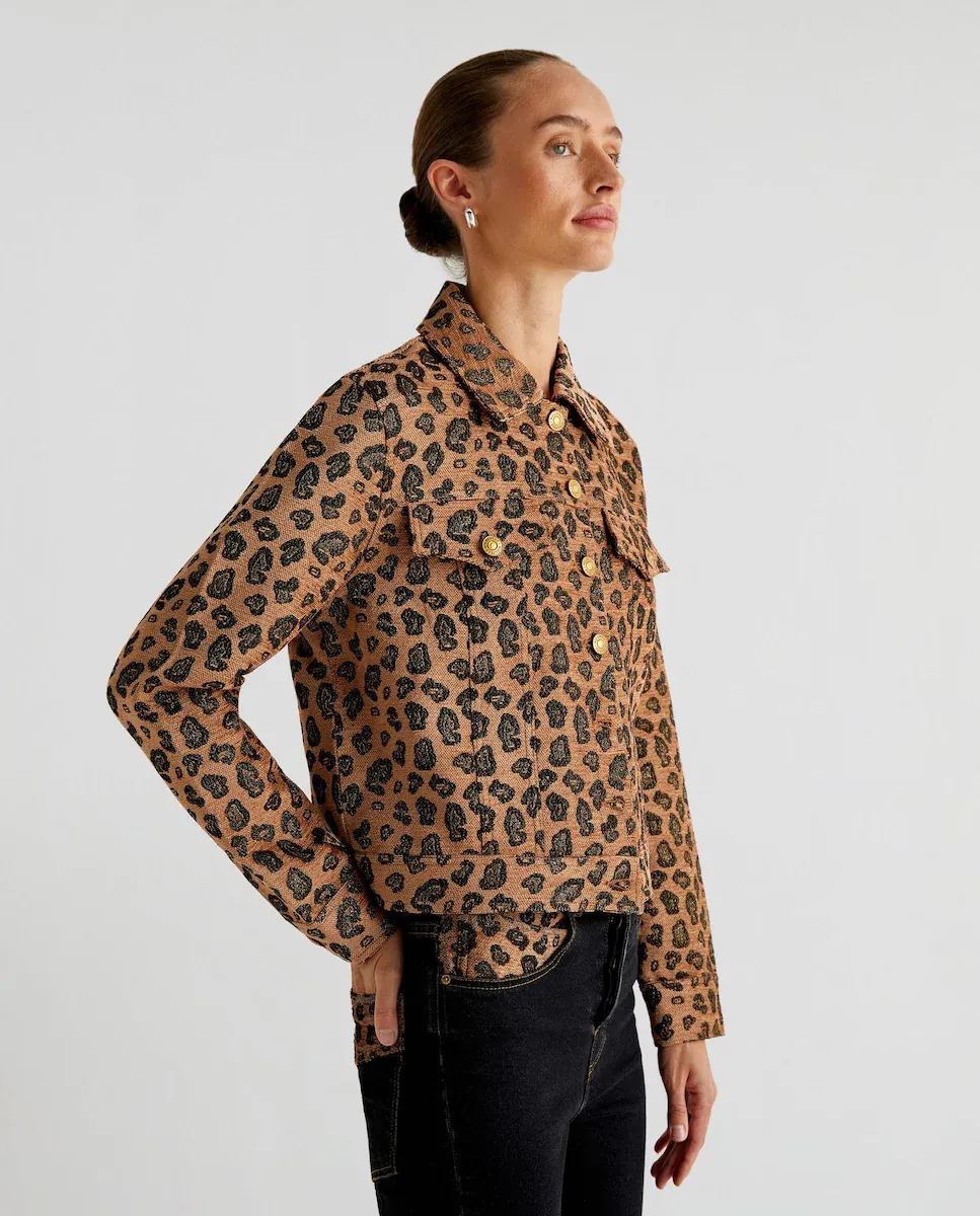 

Женская куртка с классическим воротником с анималистическим принтом Scalpers, цвет Camel