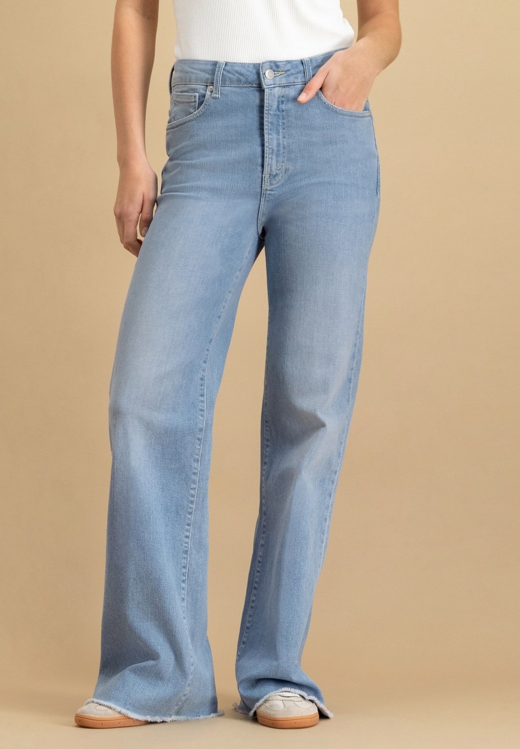 

Расклешенные джинсы MARLOW Circle of Trust, цвет Sporty Blue
