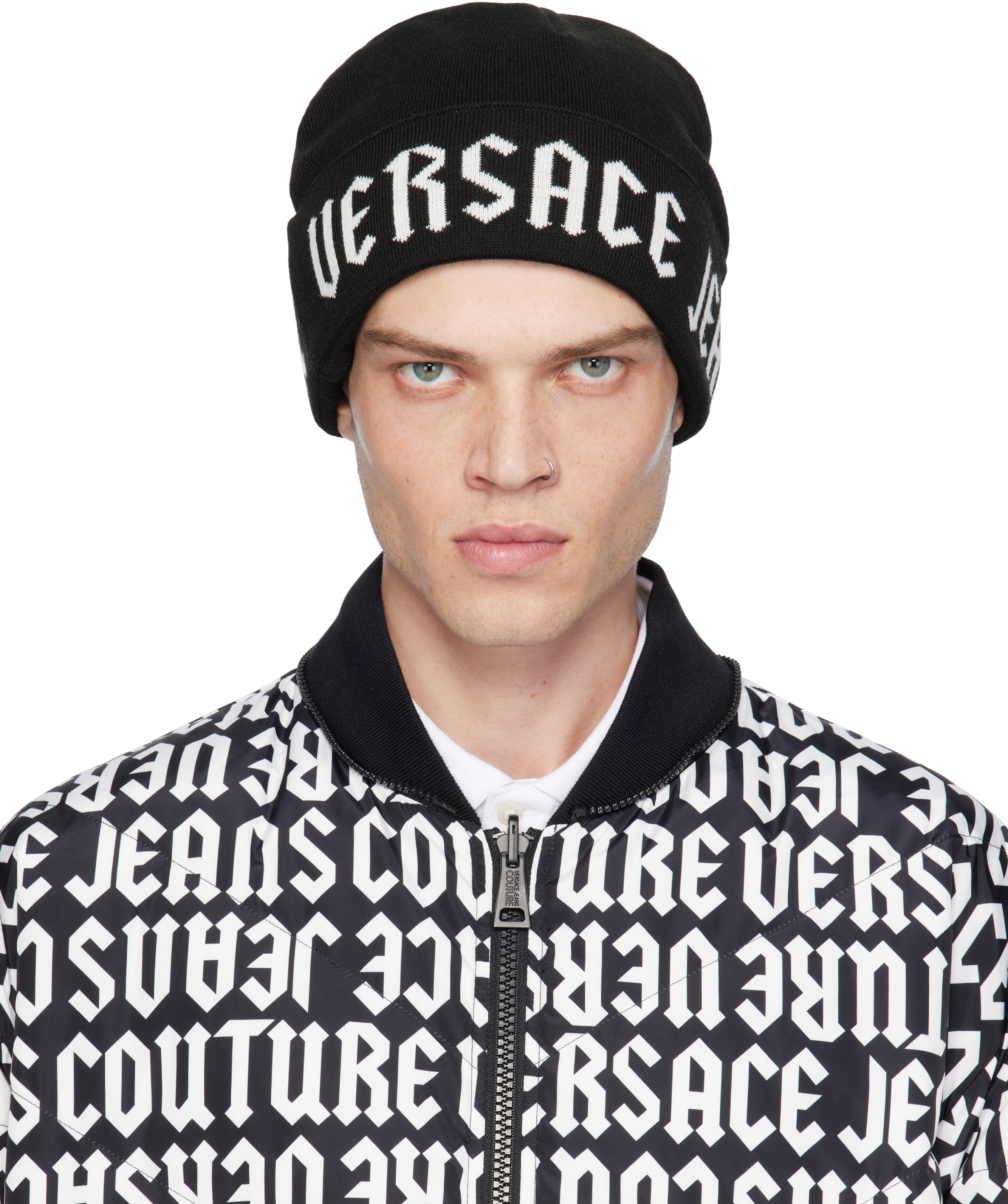 

Черная шапка-бини с макрологотипом Versace Jeans Couture