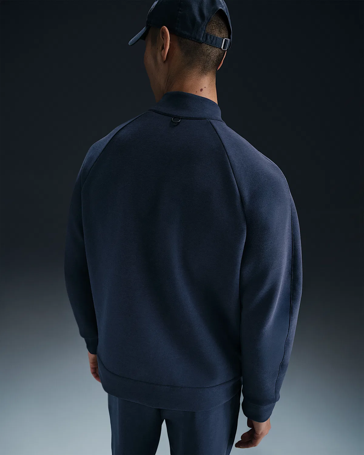 Мужская футболка с половинной молнией Nike 24.7 ImpossiblySoft Dri-FIT, Obsidian/Dark Obsidian — фото 2