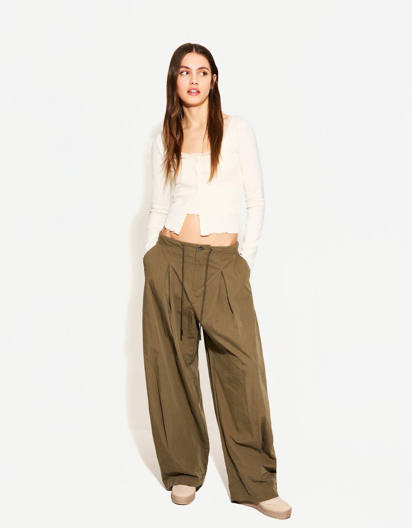 

Комплект из кардигана и топа Bershka, бежевый