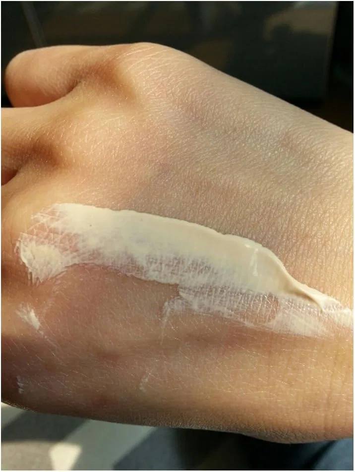 Солнцезащитный крем для лица Atomy Sun Cream Beige SPF50+/PA+++, набор 2 шт по 60 мл — фото 3