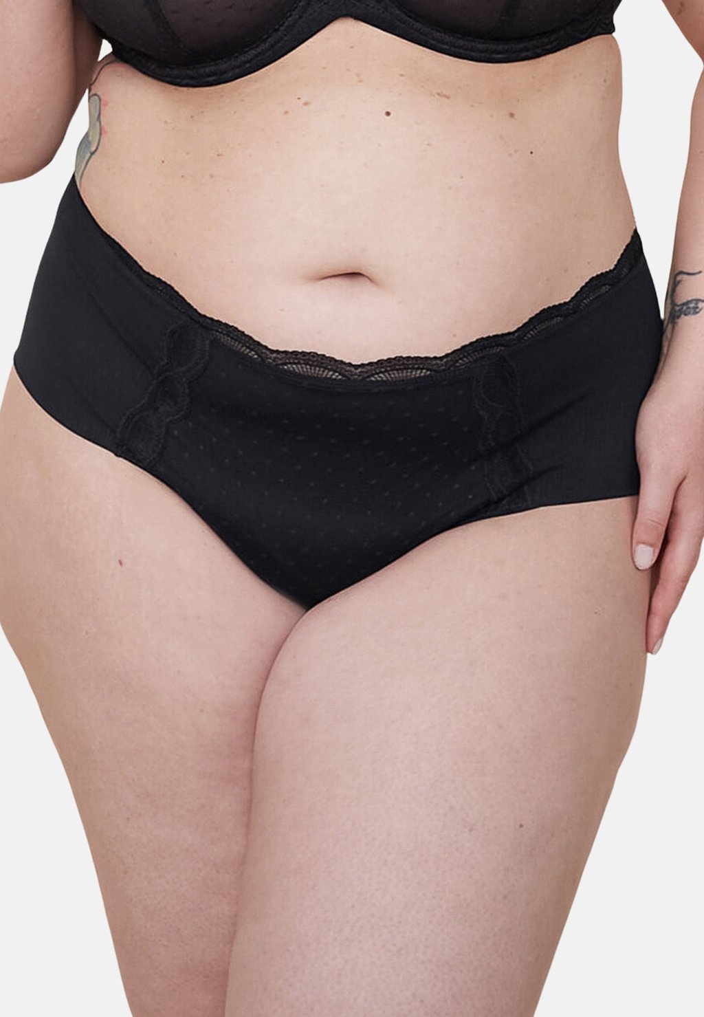 

Трусы HIGH CLARA SugarShape, черный