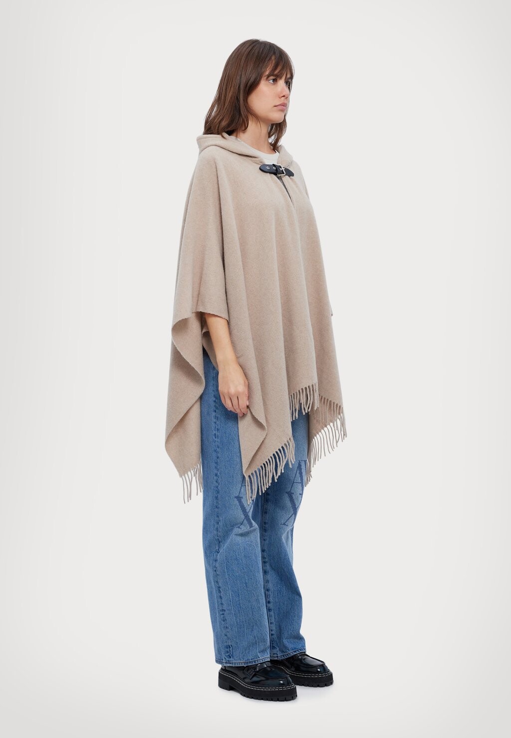 

Куртка PONCHO Emporio Armani, цвет Butterscotch