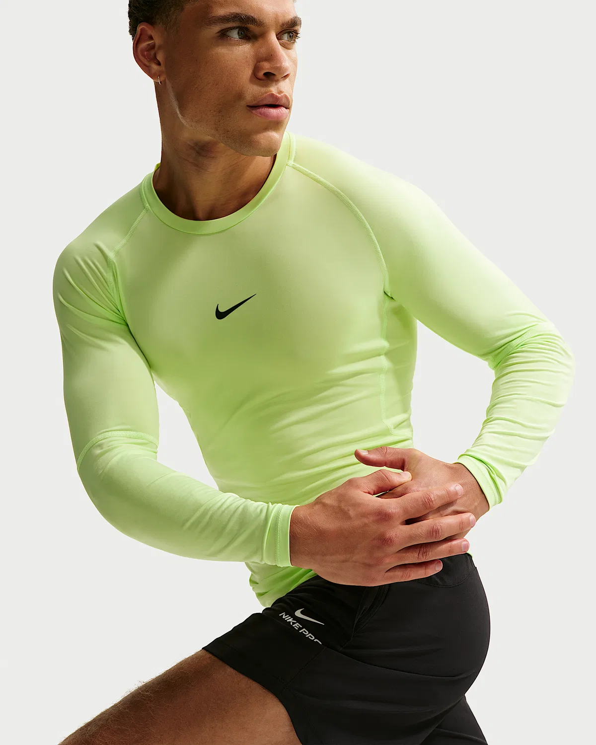 Мужская облегающая футболка с длинным рукавом Nike Pro Dri-FIT, Light Liquid Lime/Black — фото 3
