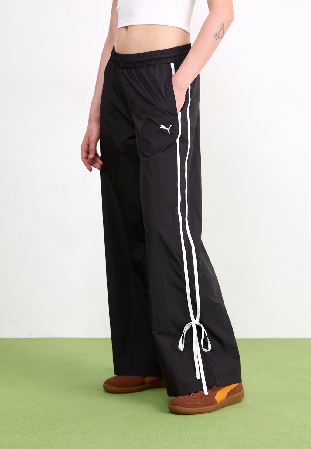 

Спортивные штаны MODERN DELIGHT TRACK PANTS Puma, черный