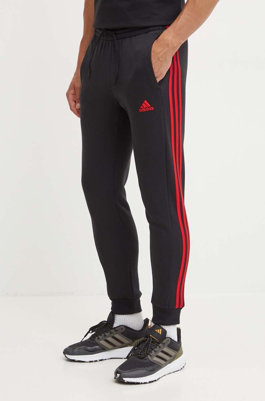 

Спортивные брюки adidas Essentials, черный