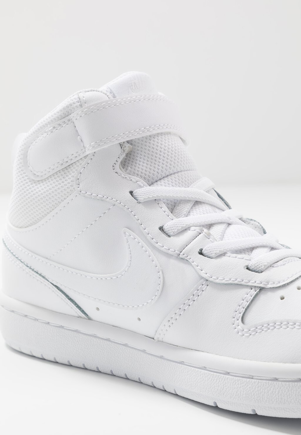 Высокие кеды Court Borough Mid 2 Unisex Nike, белый — фото 3