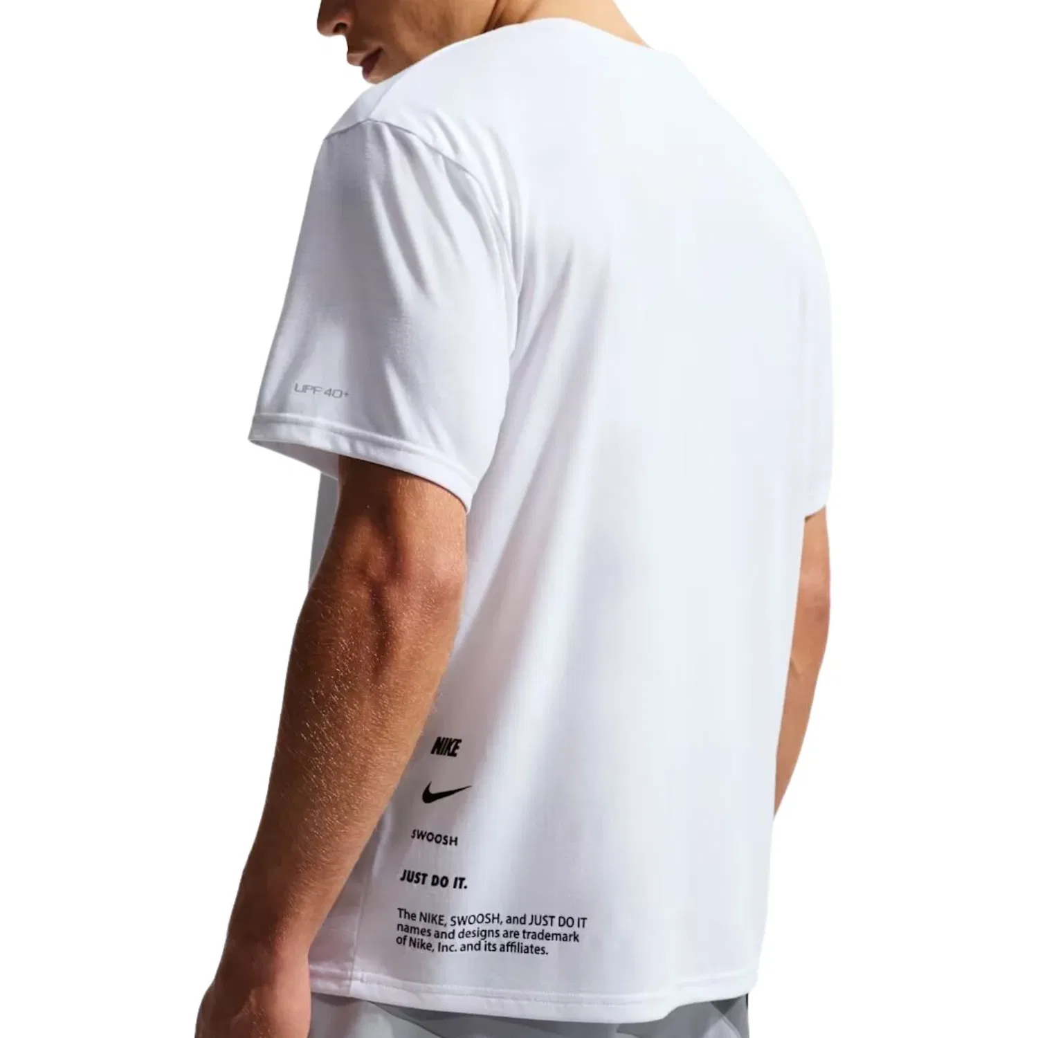 Футболка с коротким рукавом Nike Swim Hydroguard Dri-FIT UV, белая, NESSG523-100 — фото 2