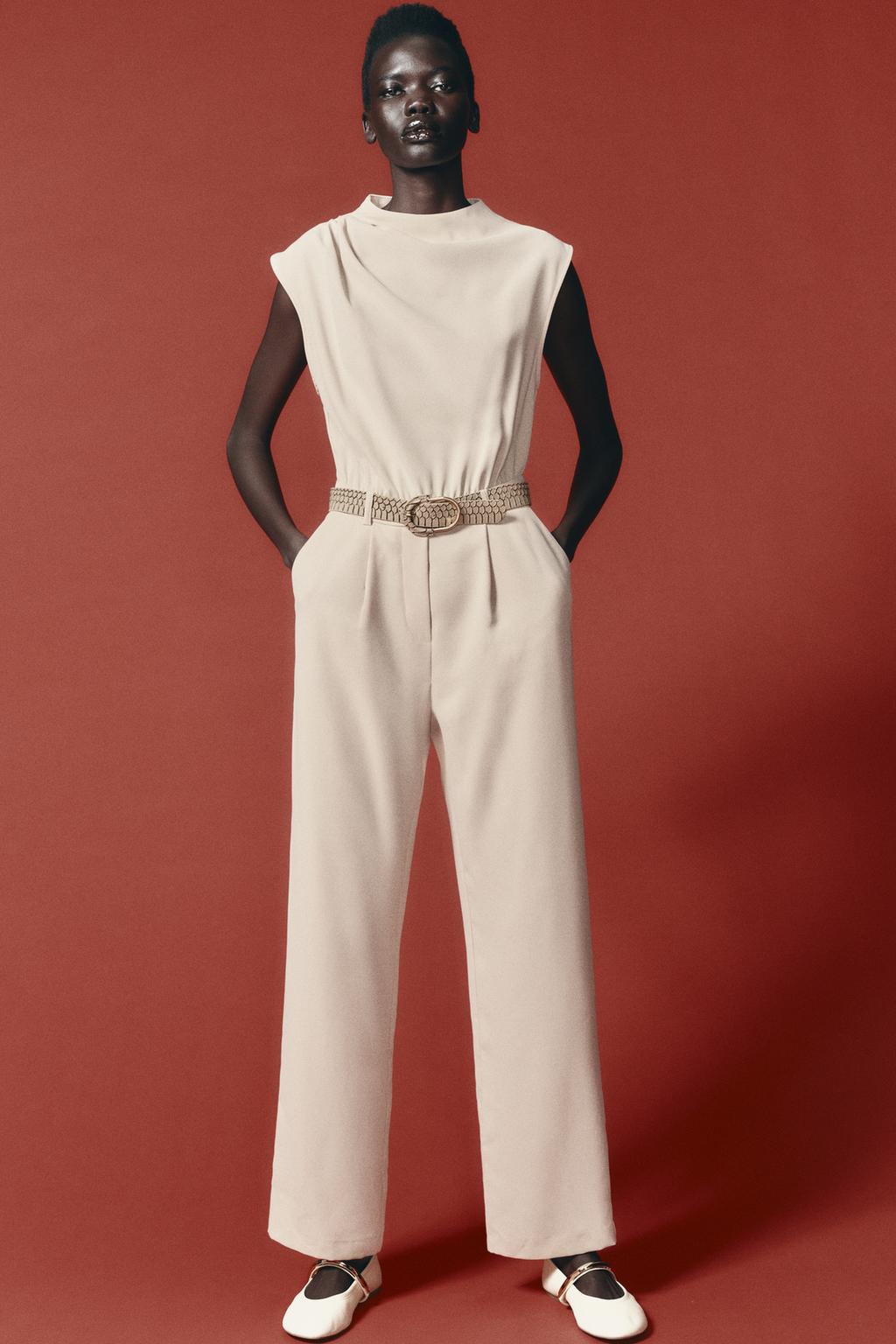 

Комбинезон с поясом ZARA, бежевый