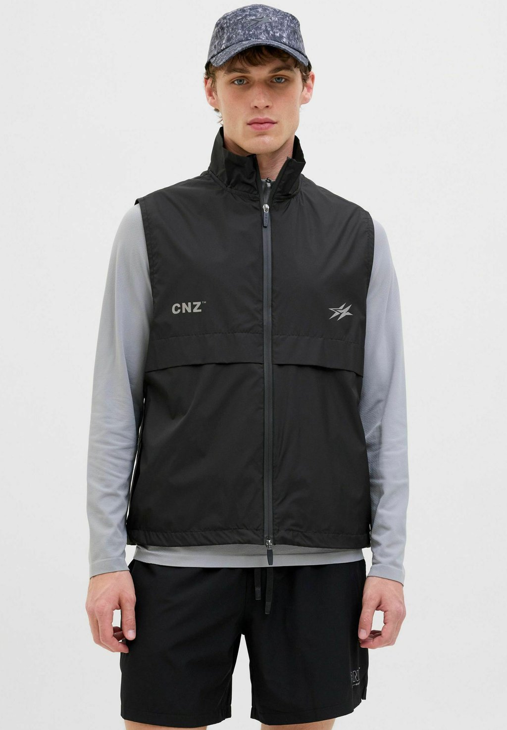 

Жилет Jack & Jones, черный