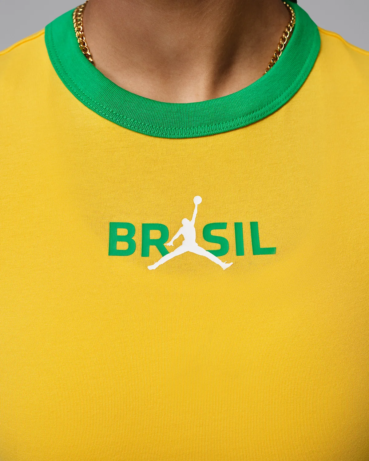 Женская футболка с принтом Brazil Crewneck Jordan, Varsity Maize/Lucky Green — фото 4
