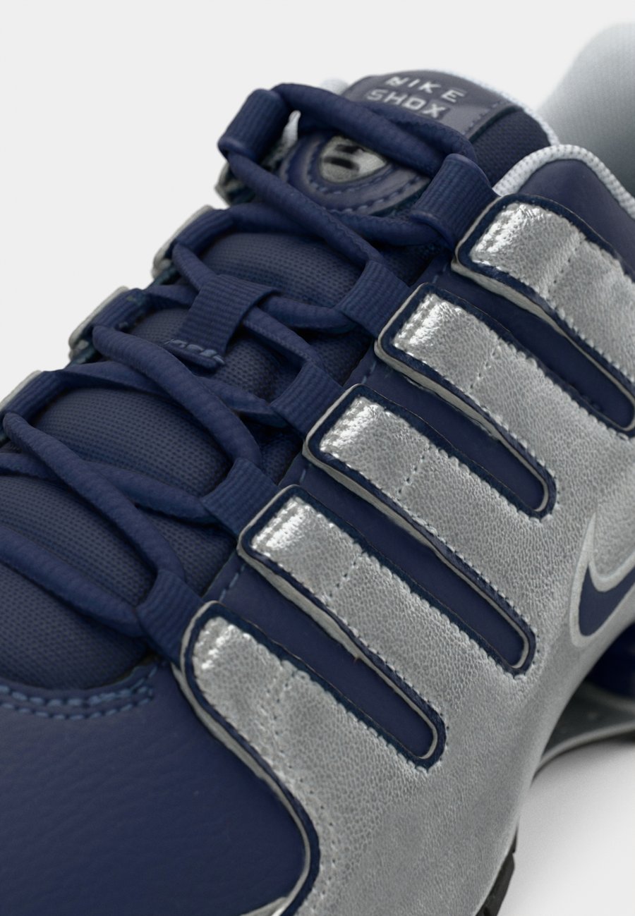 Кроссовки Nike Sportswear SHOX NZ, Midnight Navy/Black/Metallic Silver-Coloured/Silver-Coloured — фото 3