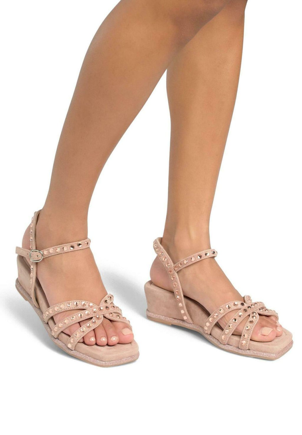 Босоножки на танкетке CON CIERRE HEBILLA - Platform sandals Alma en Pena, цвет Rosa Jaspeado