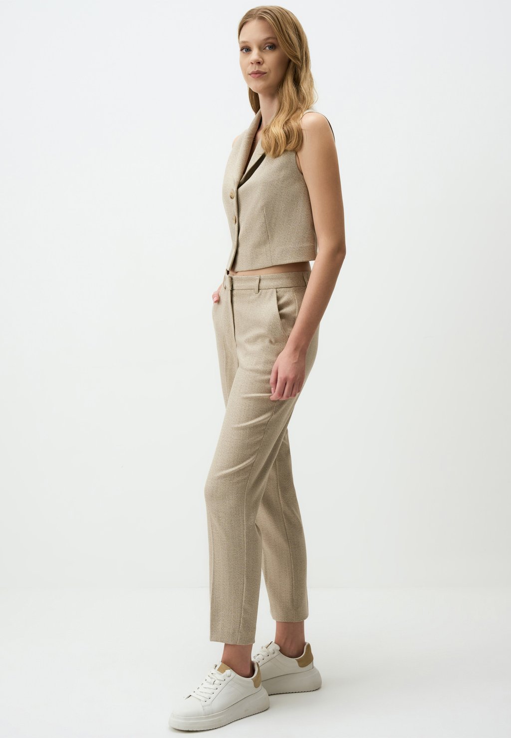 

Брюки TAILORED Jimmy Key, бежевый