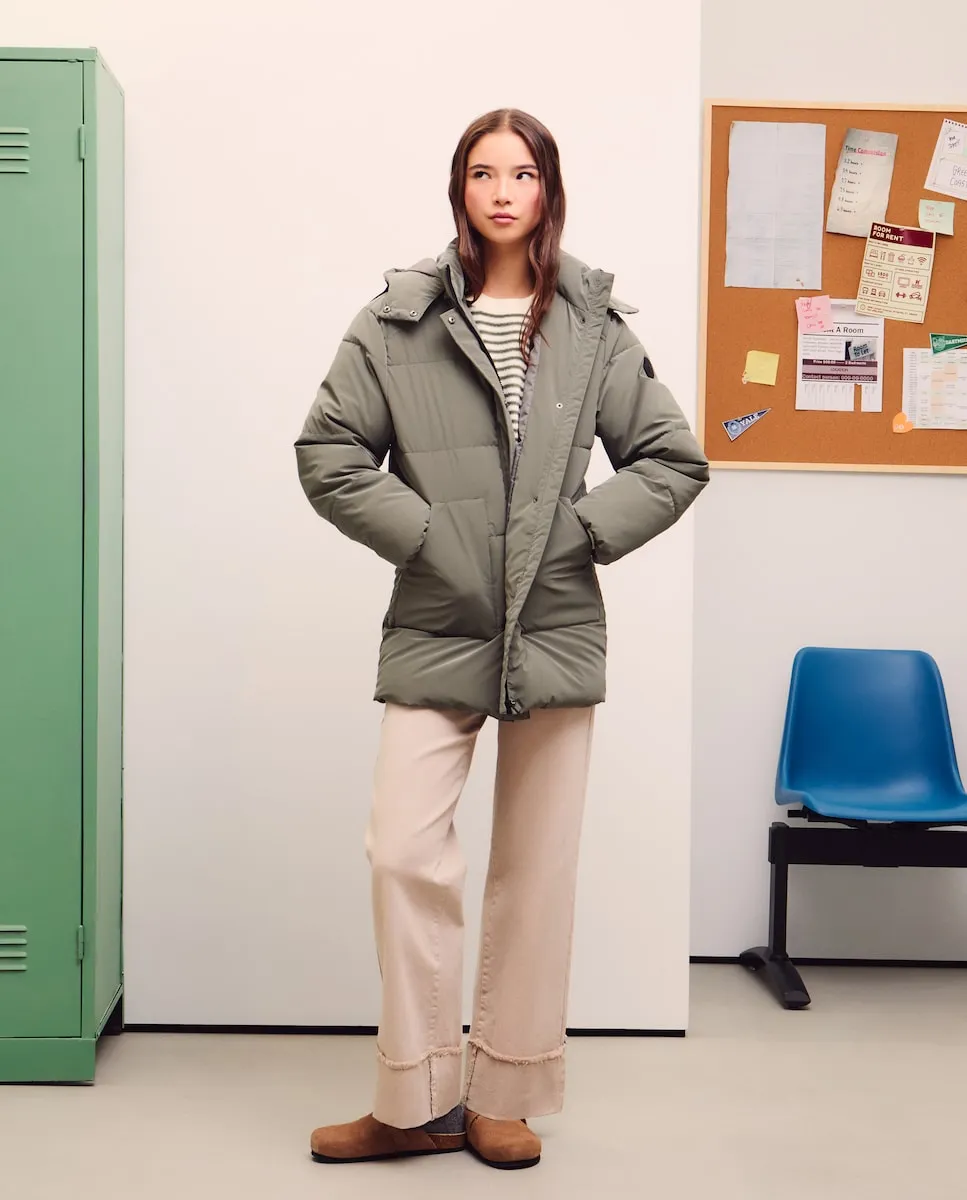 

Длинный женский стеганый пуховик с резинкой Green Coast, светло-зеленый