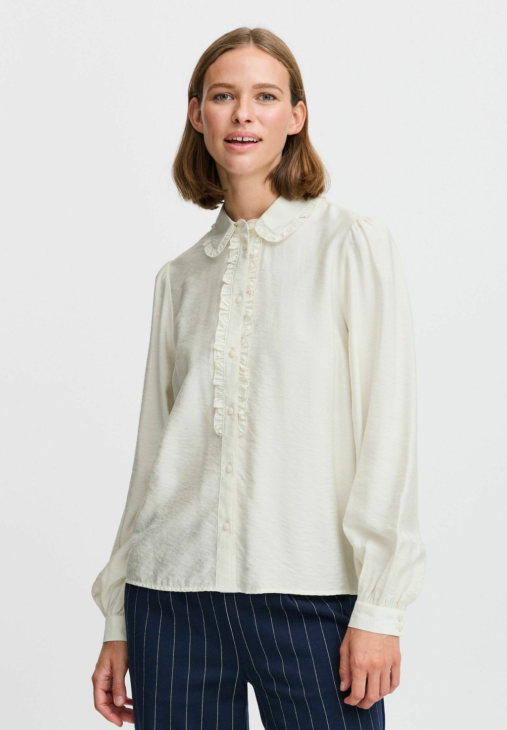 

Блузка на пуговицах IBINE FRILL b.young, белый