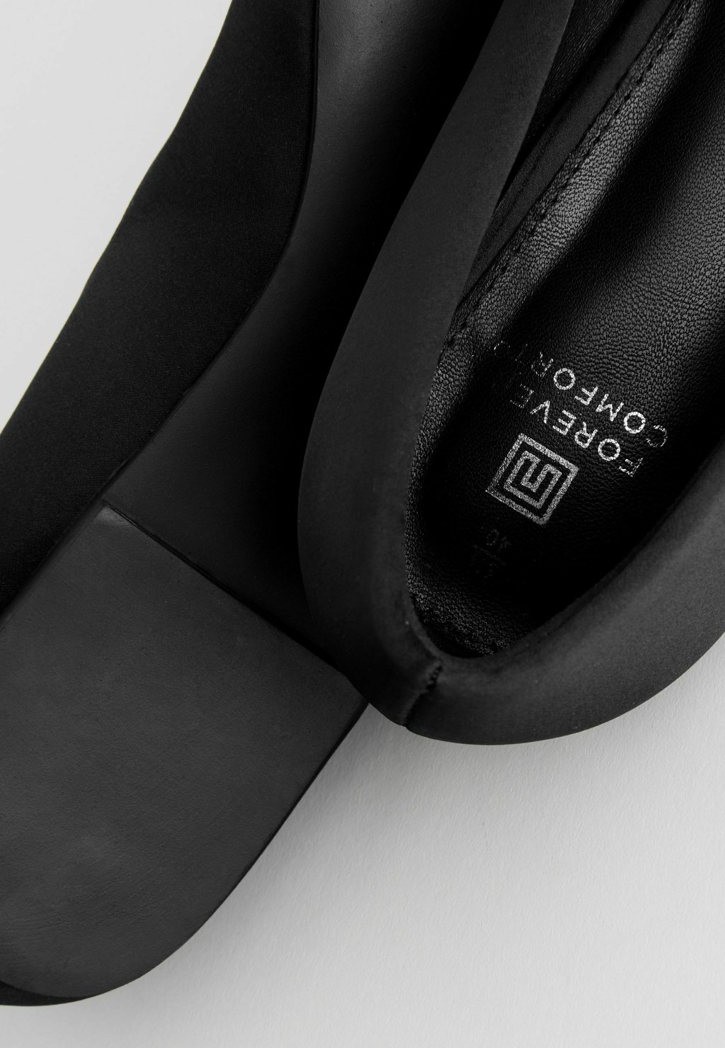 Балетки FOREVER COMFORT SQUARE TOE REGULAR FIT Next, черный — фото 2