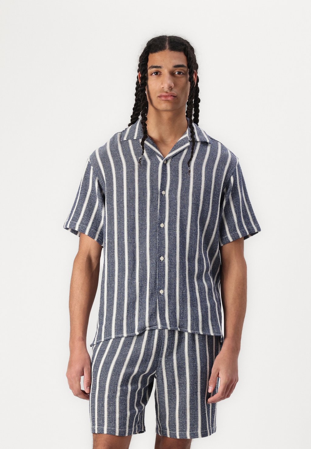 

Рубашка RCOBA STRIPE RESORT SS SN Jack & Jones, синий
