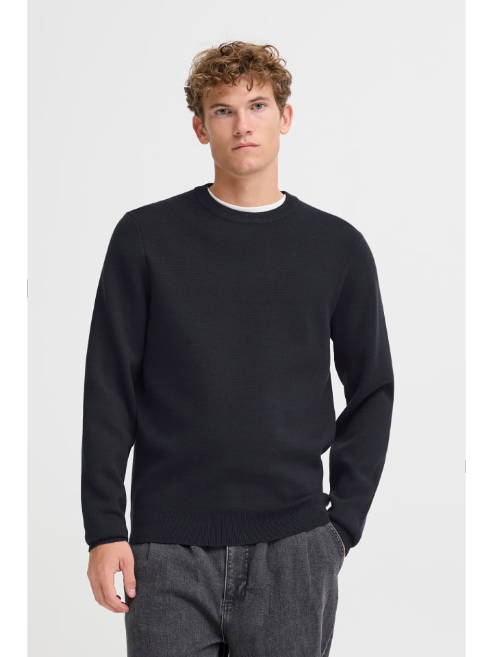 

Свитер CFTHEO MILANO CREW KNIT синего цвета CASUAL FRIDAY