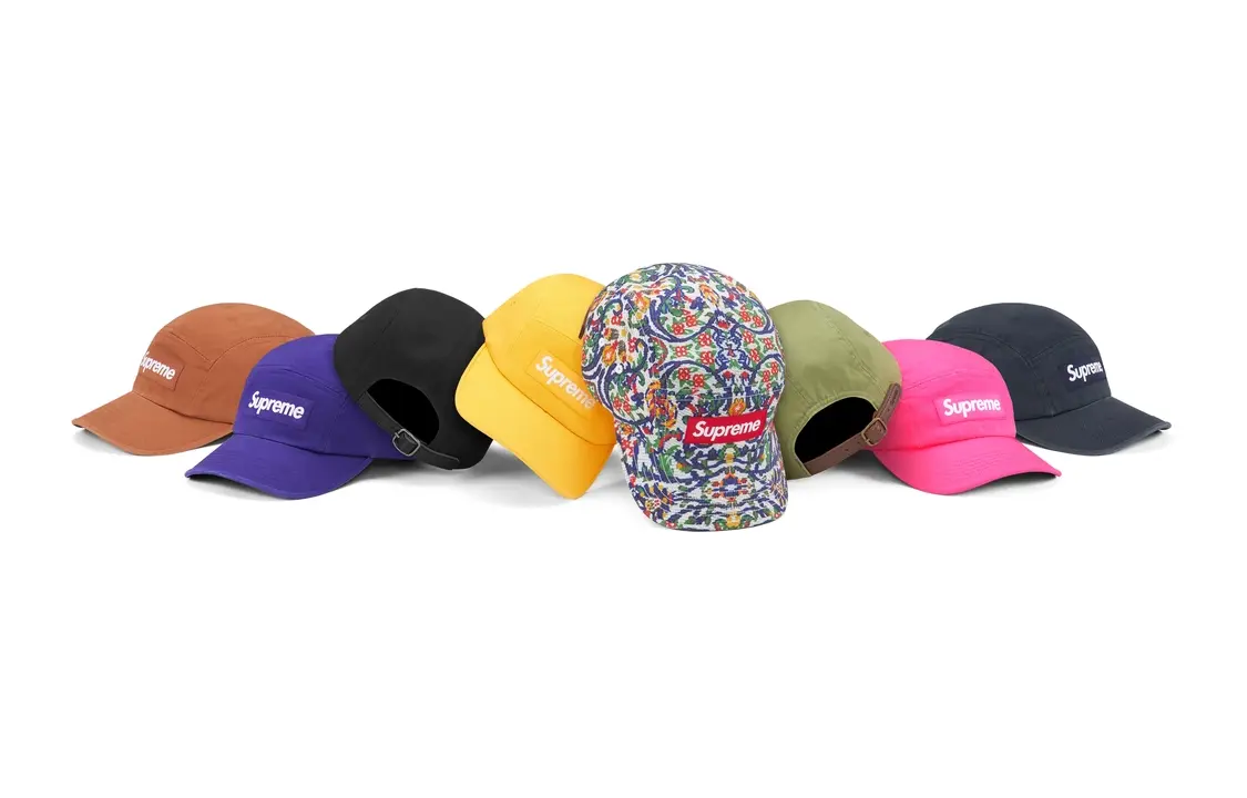 

Кепка Supreme SS23, черный / белый