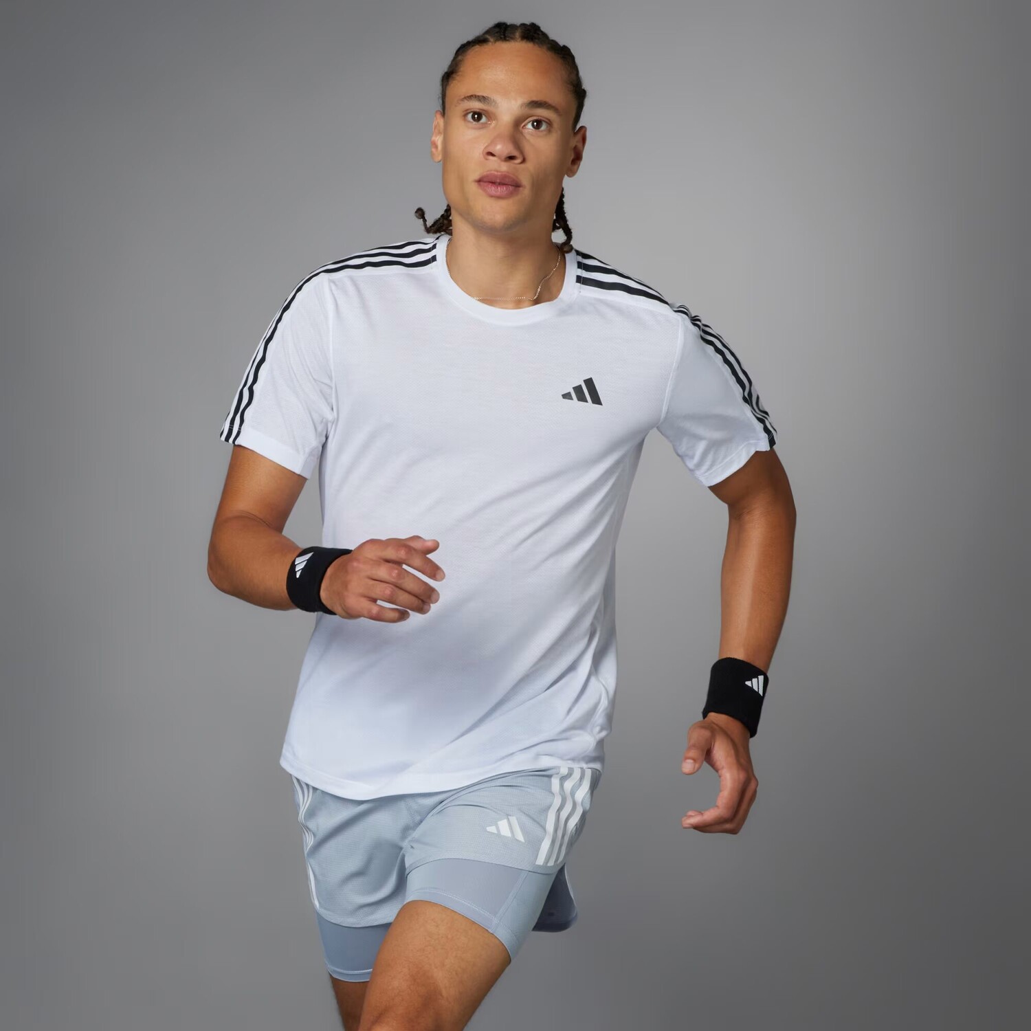 

Футболка Run с 3 полосками Adidas, цвет White