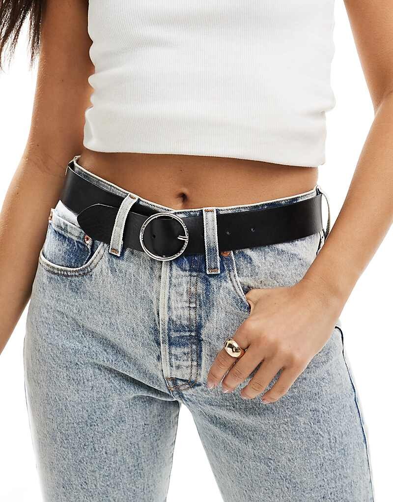 

Черный кожаный ремень Levi's Athena с круглой пряжкой серебристого цвета