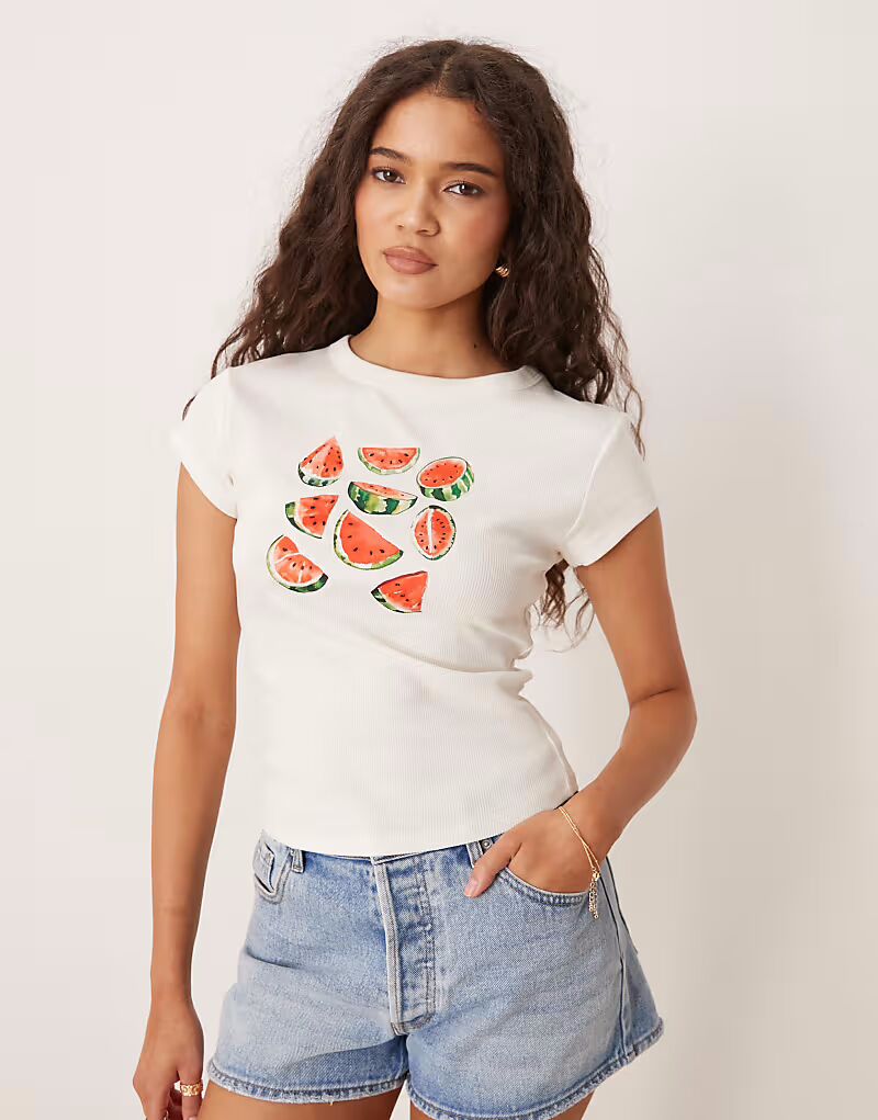 

Детская футболка ASOS DESIGN с изображением арбуза кремового цвета