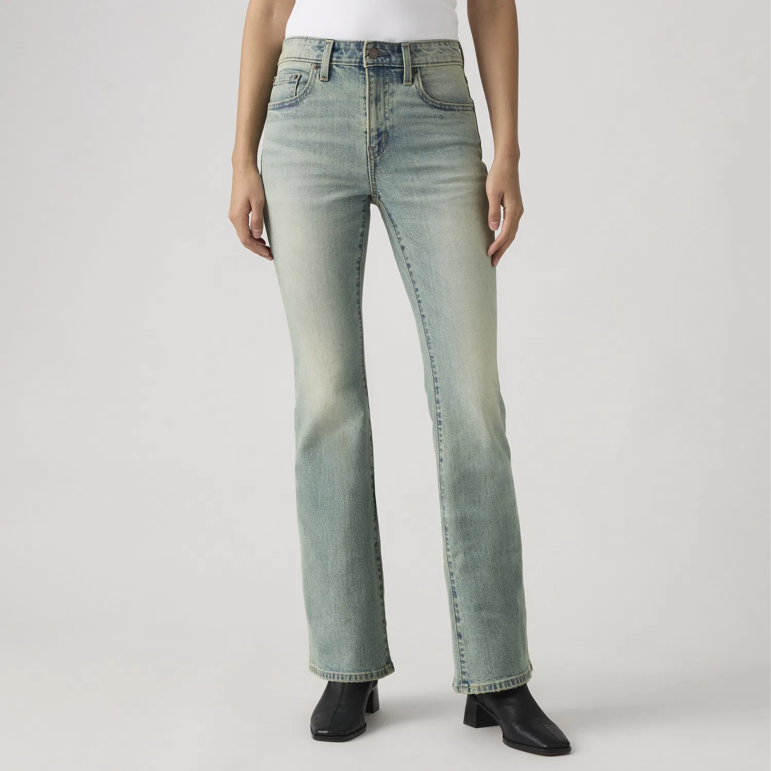 726 Женские джинсы с высокой посадкой и расклешенными штанинами Levi's, Medium Wash — фото 2