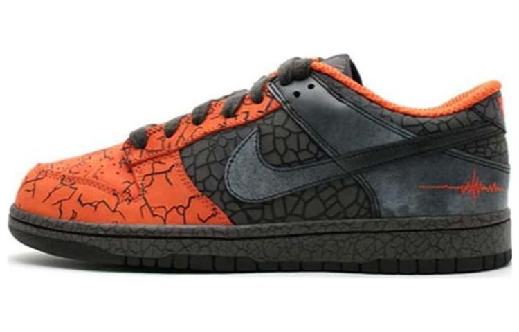 

Nike Данк Лоу Приорити Хафквейк в оранжево-сером цвете, цвет Orange Gray