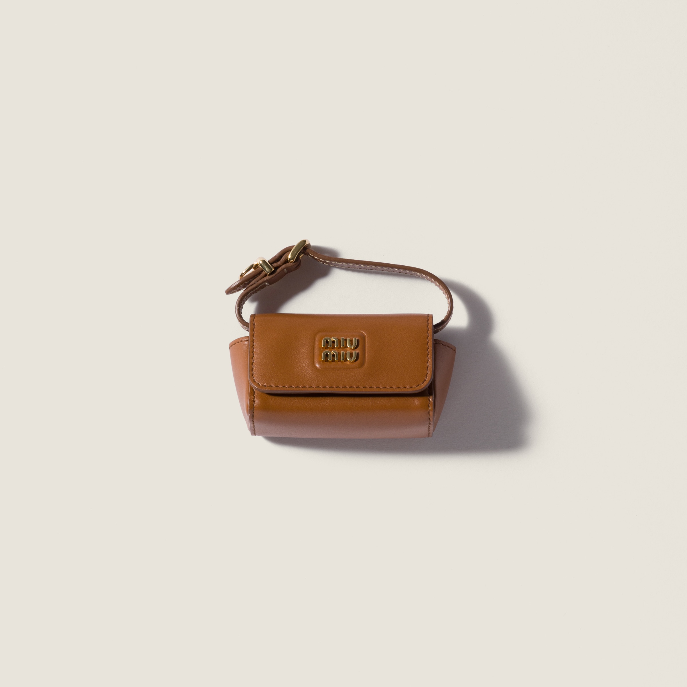 

Кожаный футляр для помады MIU MIU, коричневый