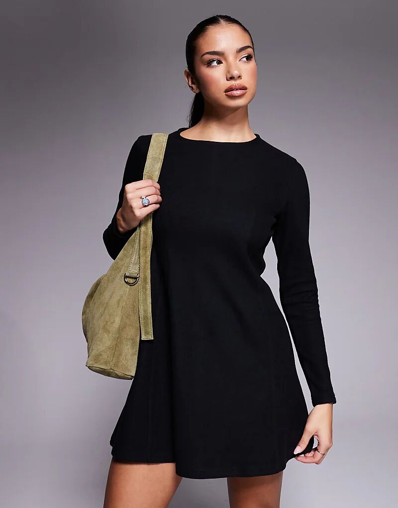 

Супермягкое облегающее мини-платье с длинными рукавами и расклешенной юбкой ASOS DESIGN черного цвета