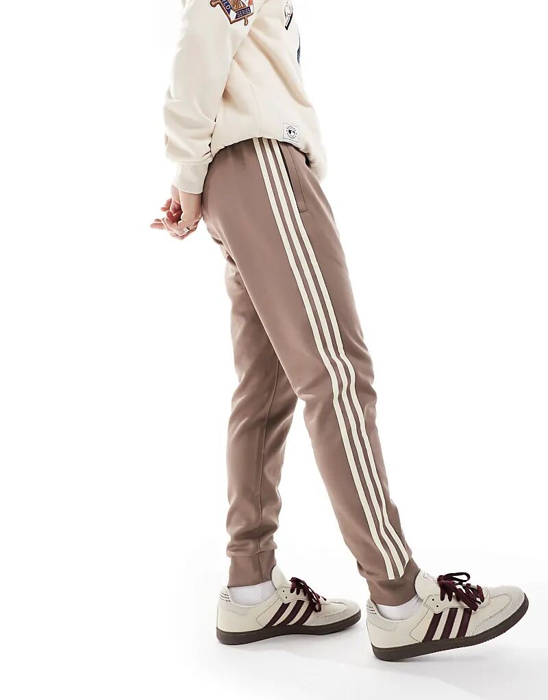 

Спортивные брюки Adicolor Classics SST коричневого цвета adidas Originals