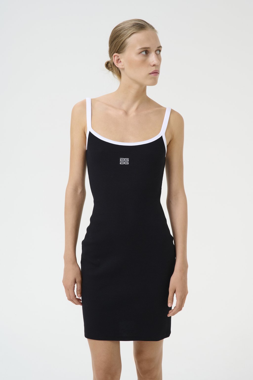 

Платье-футляр DREW CONTRAST LOGO DRESS Gestuz, черный