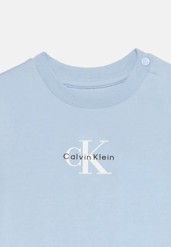 Короткие шорты унисекс Calvin Klein Jeans, Breezy Blue — фото 4