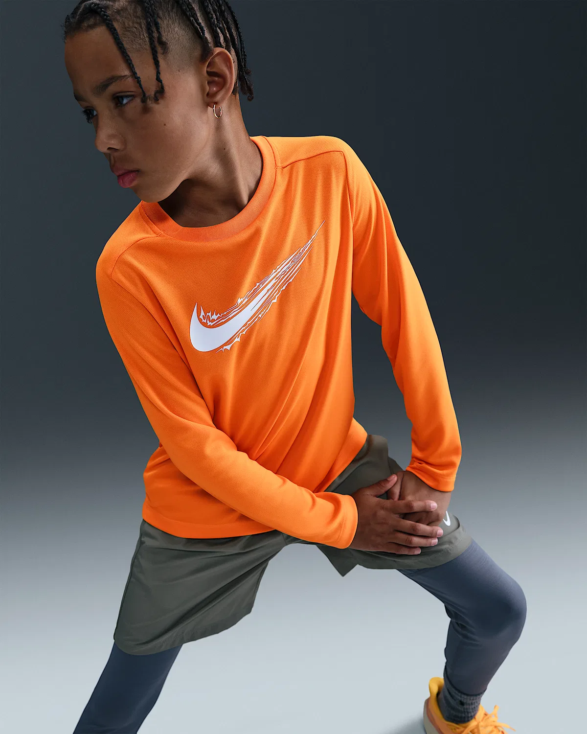 Большой детский (мальчиковый) длинный рукав Dri-FIT Nike Multi, Bright Ceramic/White — фото 3