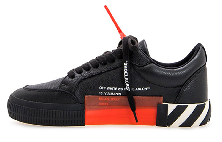 

Кроссовки мужские Off-White с надписями, черный / белый