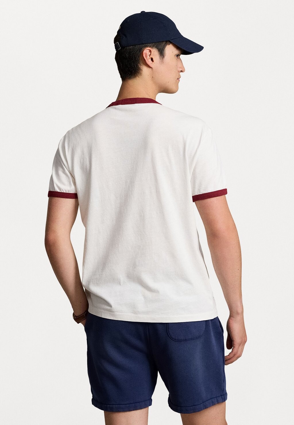 

Футболка с принтом CLASSIC FIT LOGO SLUB JERSEY T-SHIRT Ralph Lauren, кремовый