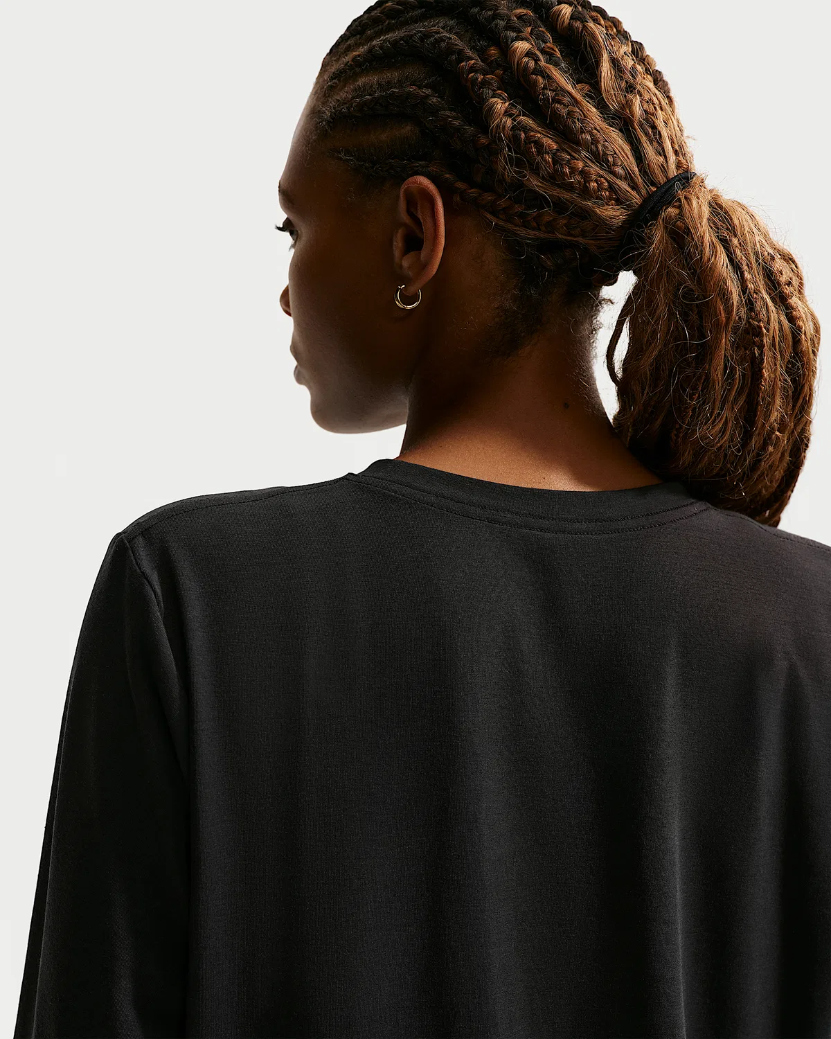 Женская баскетбольная куртка Nike Dri-FIT с длинным рукавом для разминки, Black/White — фото 2