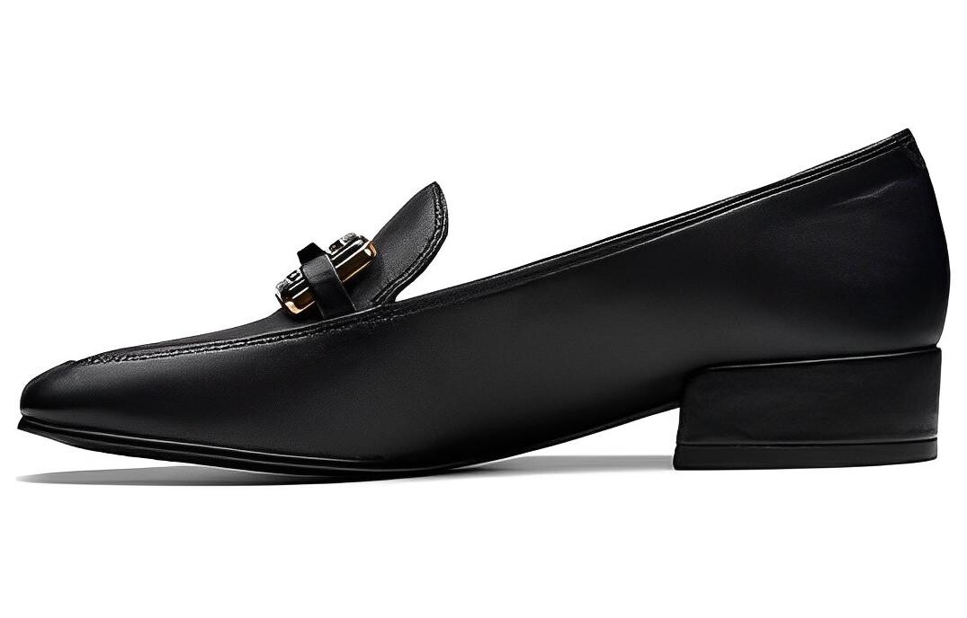 Женская повседневная обувь Женская низкая черная Clarks