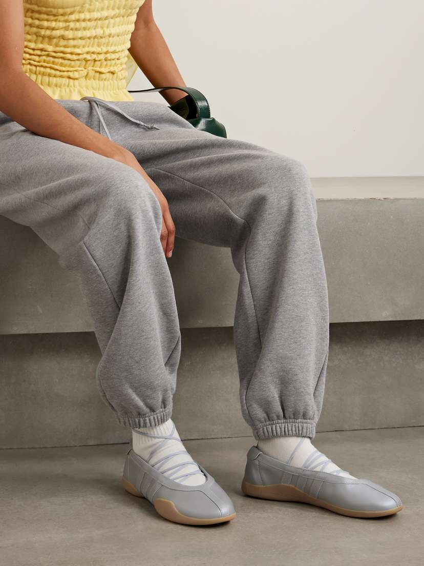 Кроссовки балетки Taekwondo mei из металлизированной кожи Adidas Originals, серебряный — фото 2