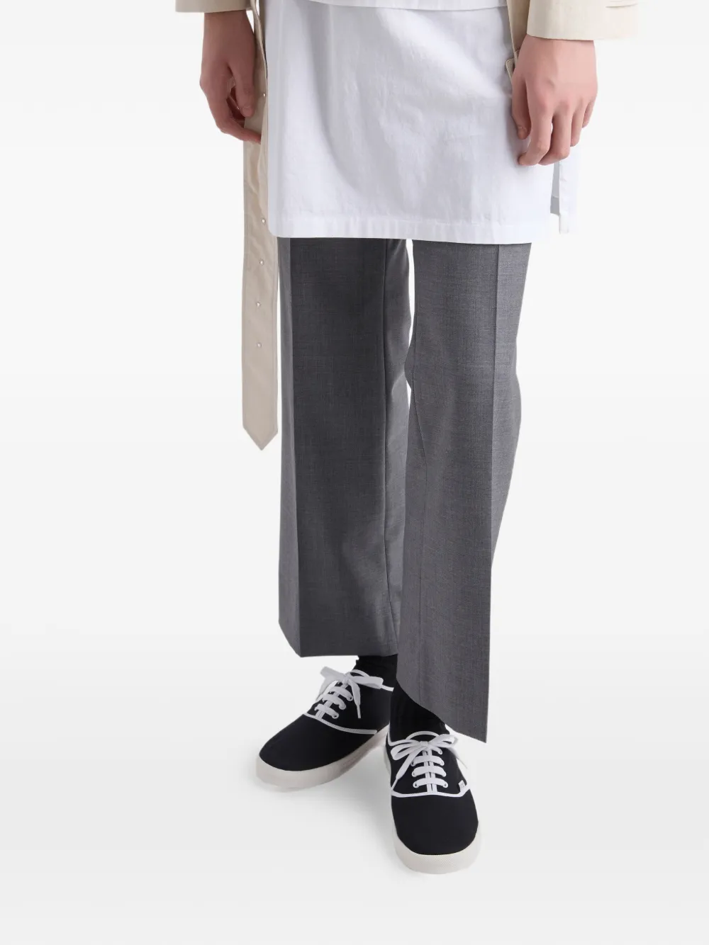 

Кроссовки на шнуровке Prada, черный