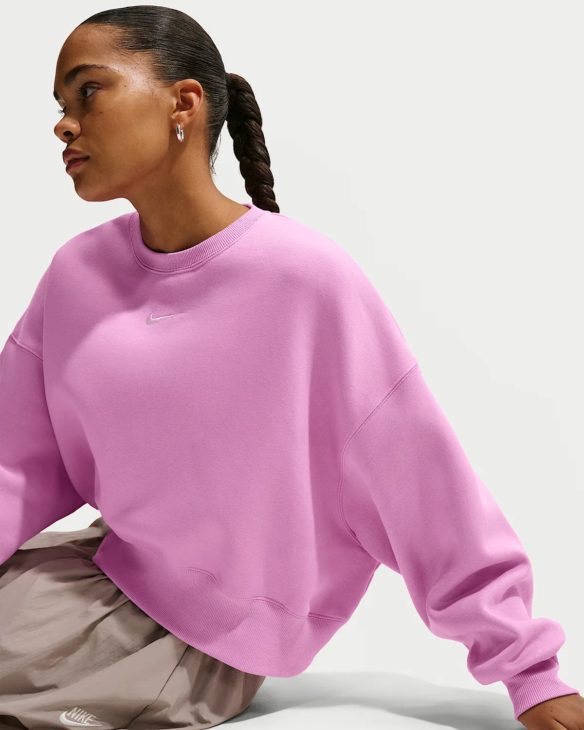 Женский оверсайз-свитшот с круглым вырезом Nike Sportswear Phoenix Fleece, Light Magenta/Sail — фото 3