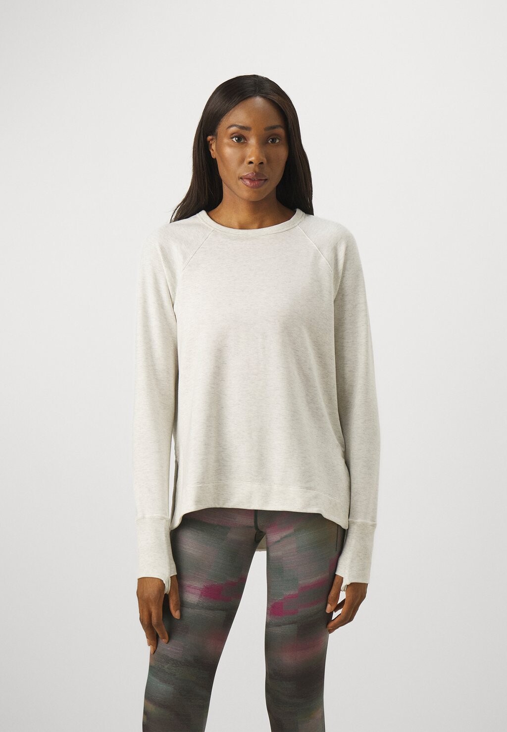 

Толстовка Coaster Luxe Athleta, цвет fog grey heather