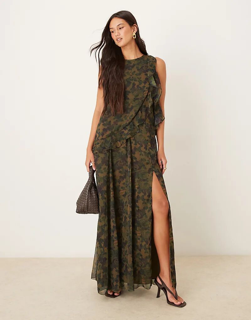 

Платье макси ASOS DESIGN с воротником-борцовкой, оборками и зеленым абстрактным принтом