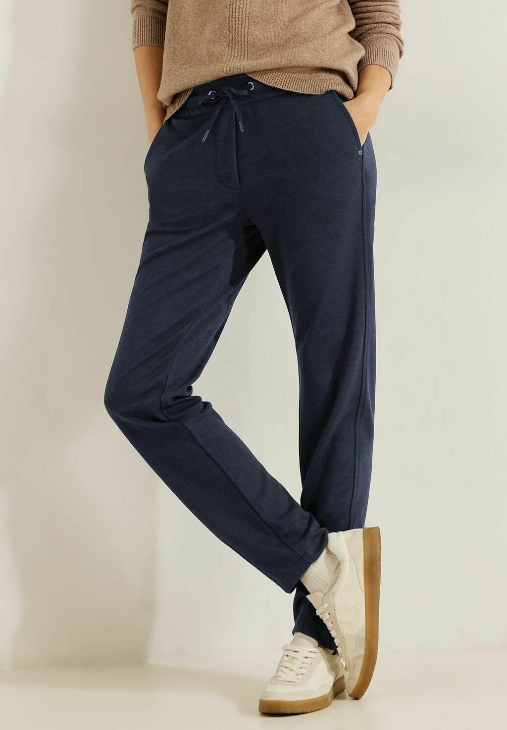 

Брюки для бега CASUAL FIT JOGG Cecil, цвет blau